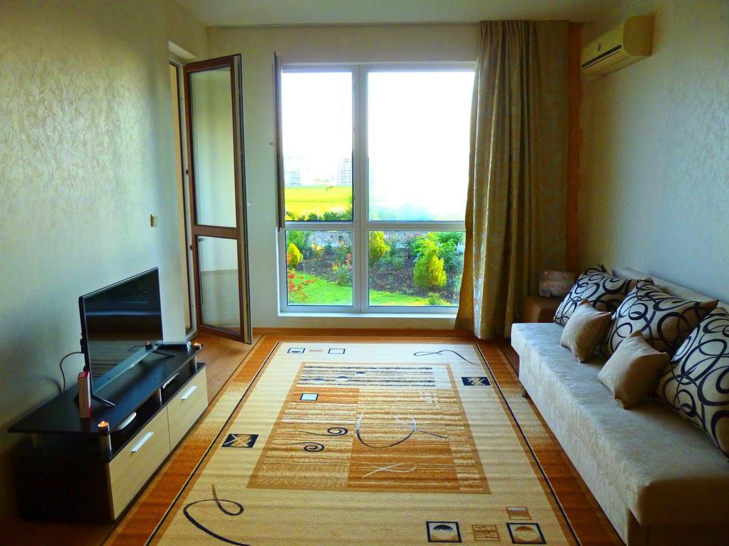 Panoramic Sea View Apartment Равда Екстериор снимка