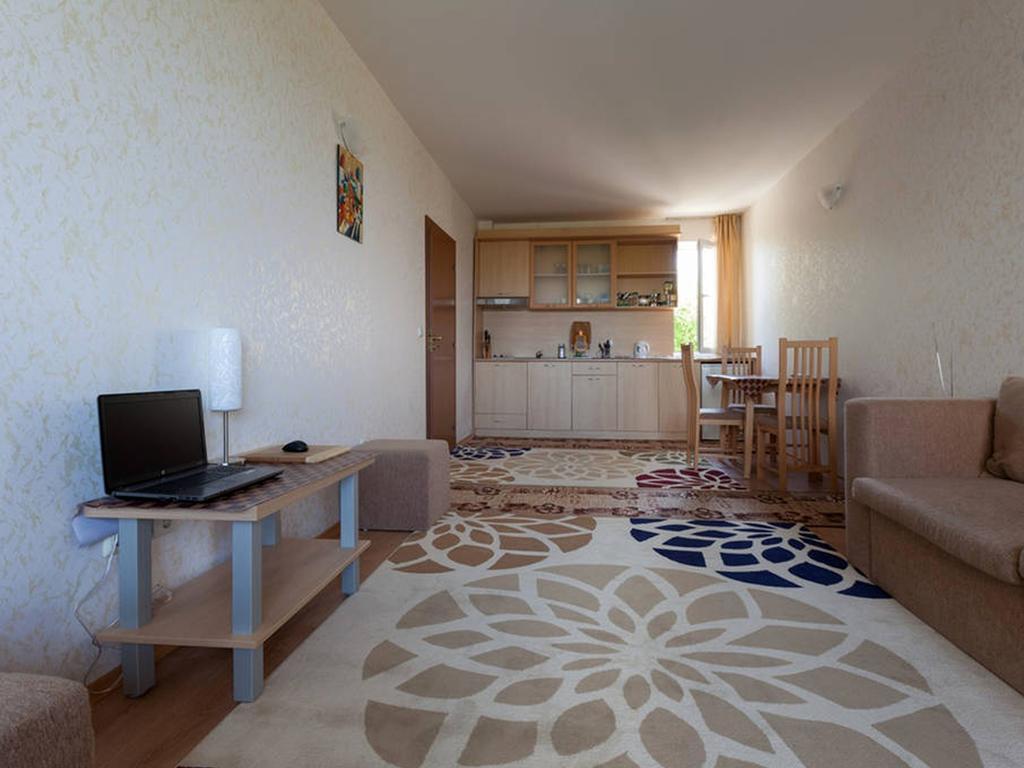 Panoramic Sea View Apartment Равда Екстериор снимка